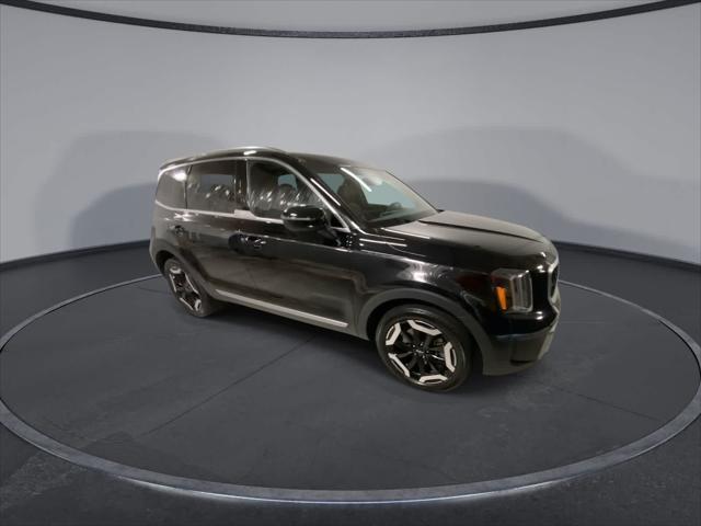 used 2023 Kia Telluride car, priced at $35,507