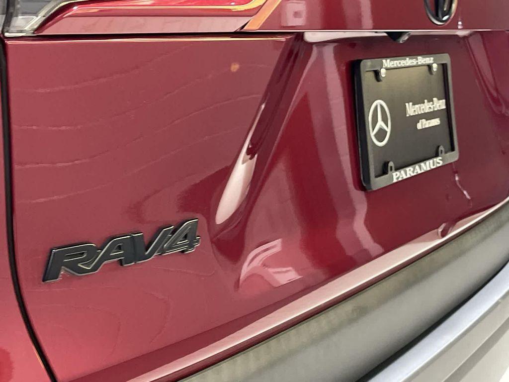 used 2020 Toyota RAV4 car, priced at $25,784