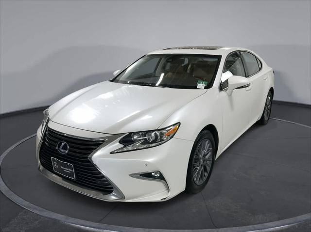 used 2018 Lexus ES 350 car, priced at $18,739