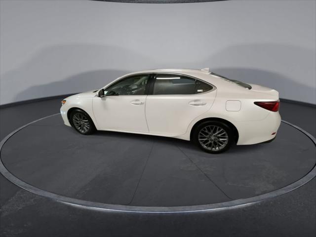 used 2018 Lexus ES 350 car, priced at $18,739