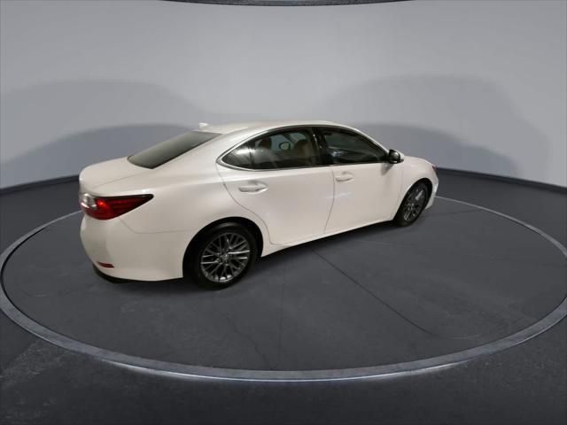 used 2018 Lexus ES 350 car, priced at $18,739