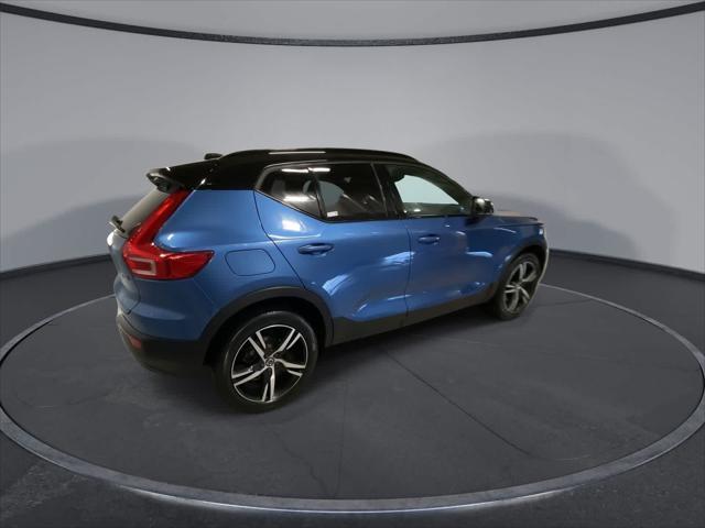 used 2021 Volvo XC40 car, priced at $21,300