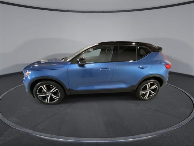 used 2021 Volvo XC40 car, priced at $21,300