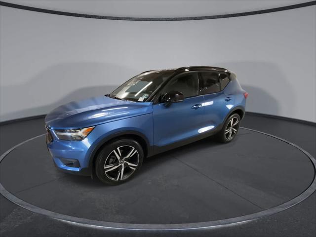 used 2021 Volvo XC40 car, priced at $21,300