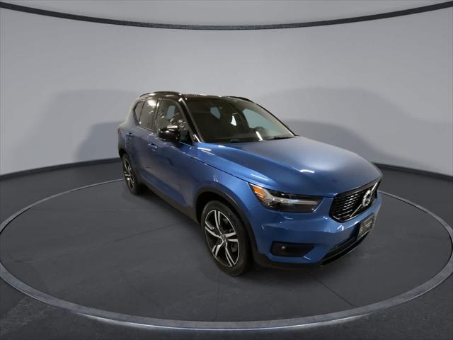 used 2021 Volvo XC40 car, priced at $21,300