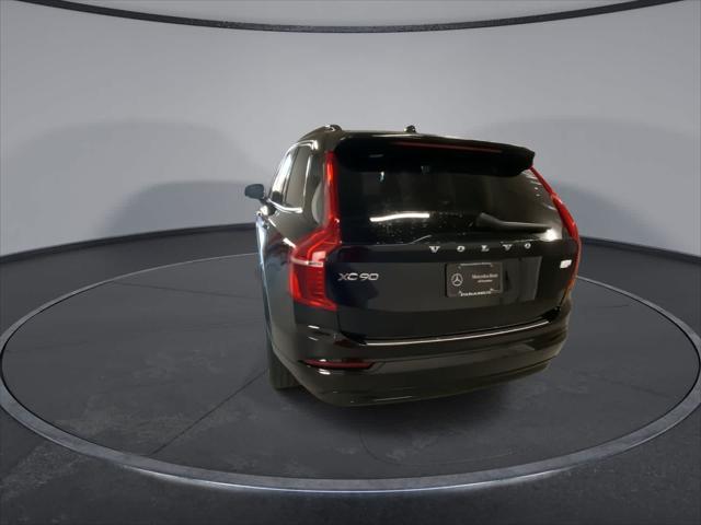 used 2022 Volvo XC90 Recharge Plug-In Hybrid car, priced at $50,882