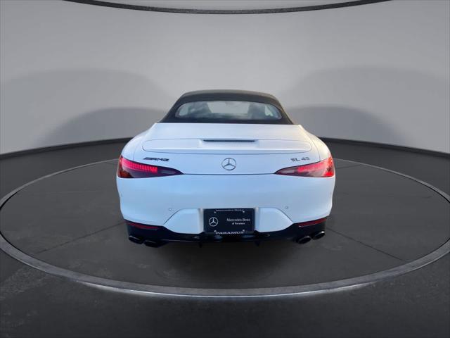 new 2024 Mercedes-Benz AMG SL 43 car, priced at $118,730