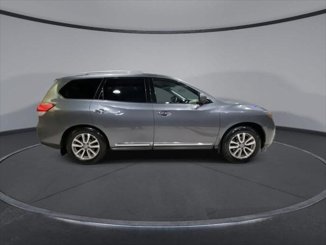used 2015 Nissan Pathfinder car, priced at $7,278
