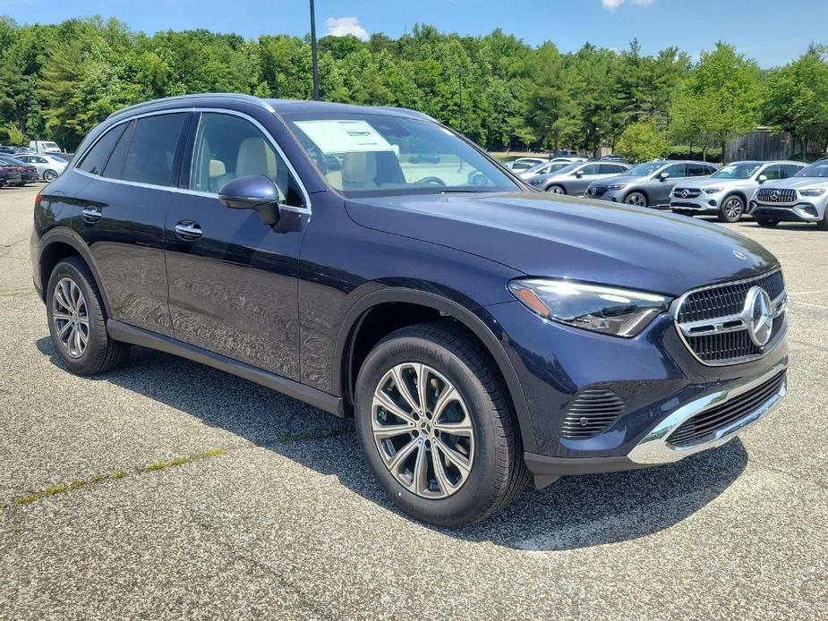 new 2024 Mercedes-Benz GLC 300 car, priced at $58,150