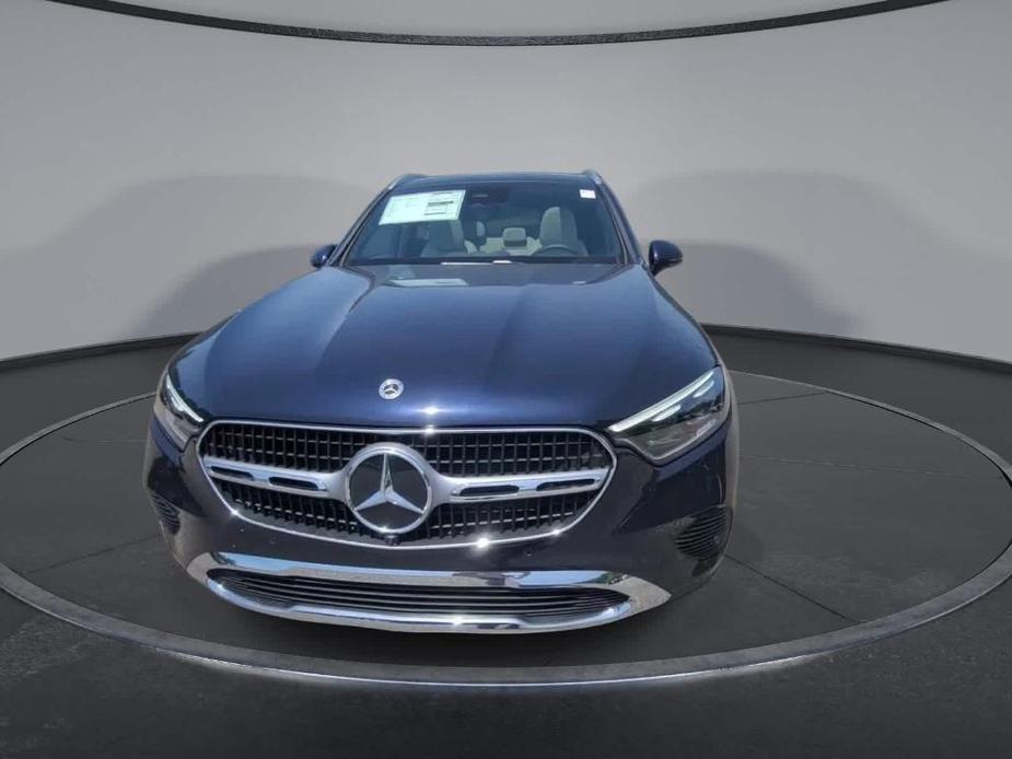 new 2024 Mercedes-Benz GLC 300 car, priced at $58,150