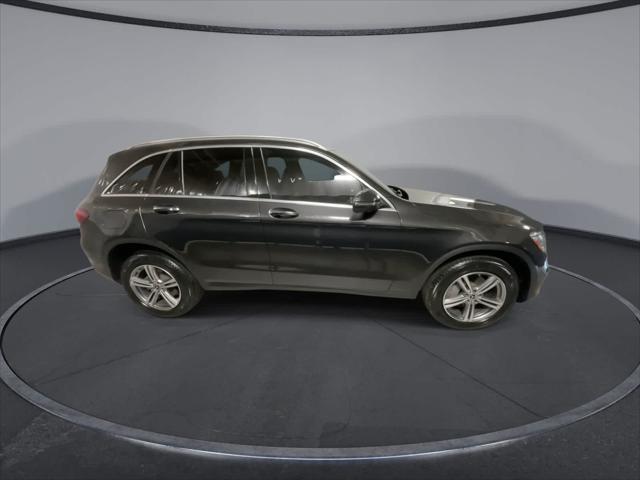 used 2022 Mercedes-Benz GLC 300 car, priced at $32,031