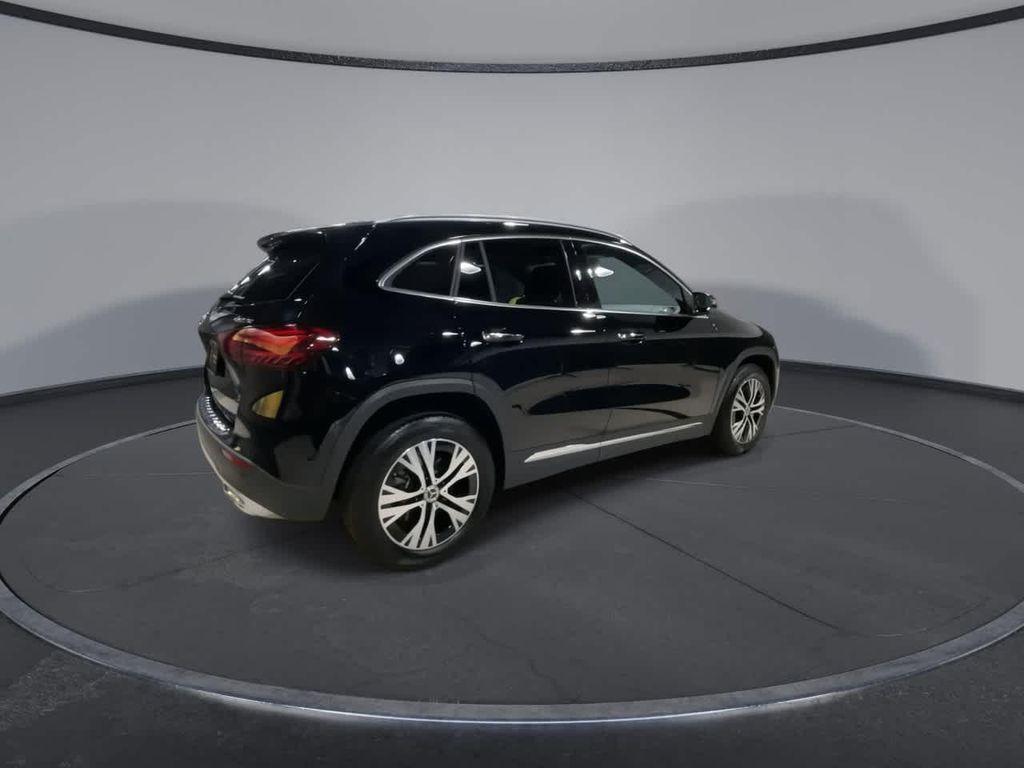 used 2025 Mercedes-Benz GLA 250 car, priced at $39,997