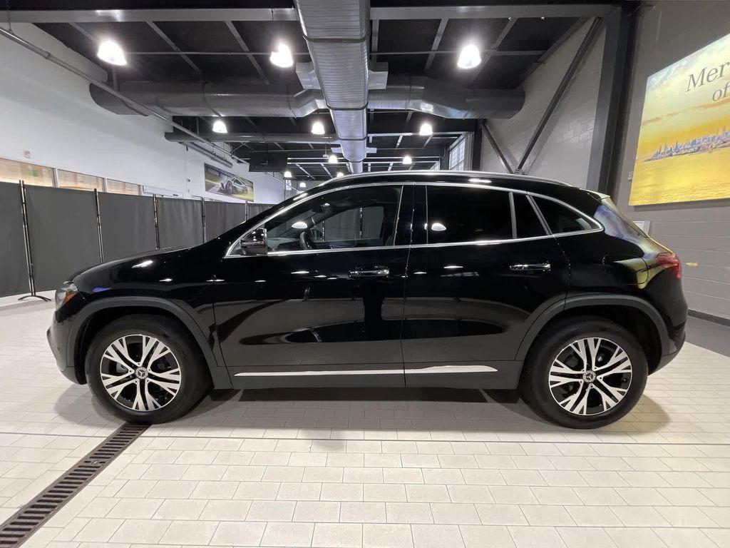 used 2025 Mercedes-Benz GLA 250 car, priced at $39,997