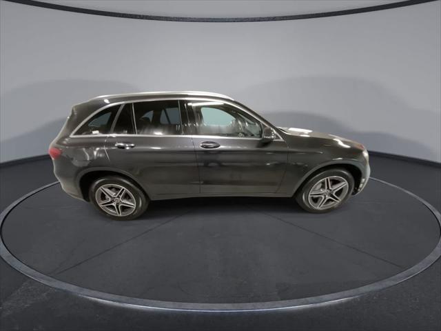 used 2020 Mercedes-Benz GLC 300 car, priced at $27,640