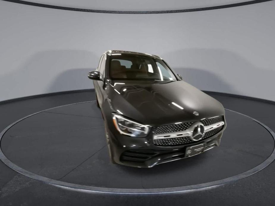 used 2020 Mercedes-Benz GLC 300 car, priced at $28,919