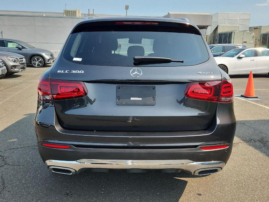 used 2021 Mercedes-Benz GLC 300 car, priced at $32,090