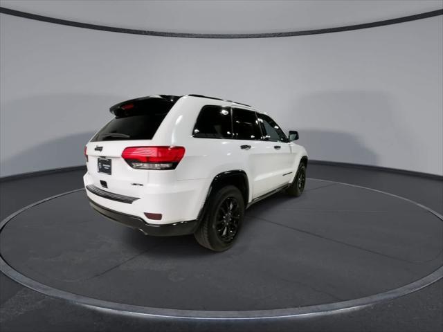 used 2014 Jeep Grand Cherokee car, priced at $14,337