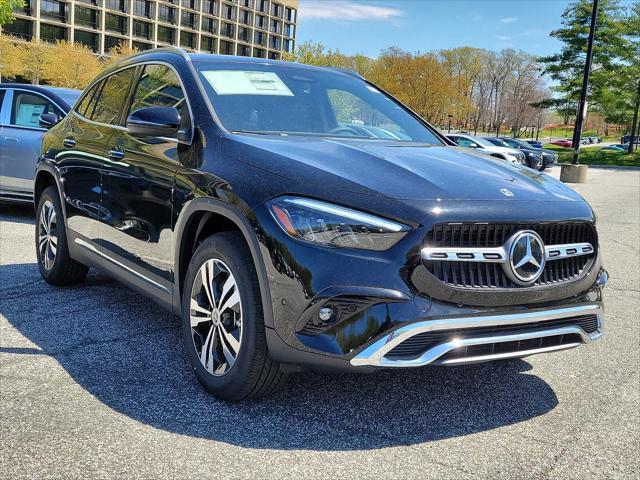 new 2024 Mercedes-Benz GLA 250 car, priced at $47,000