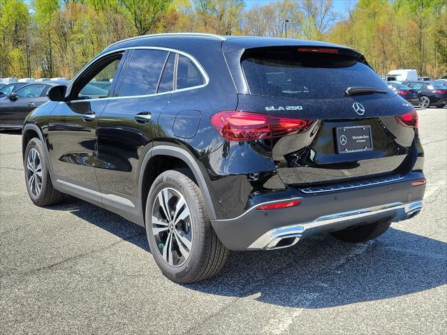 new 2024 Mercedes-Benz GLA 250 car, priced at $47,000