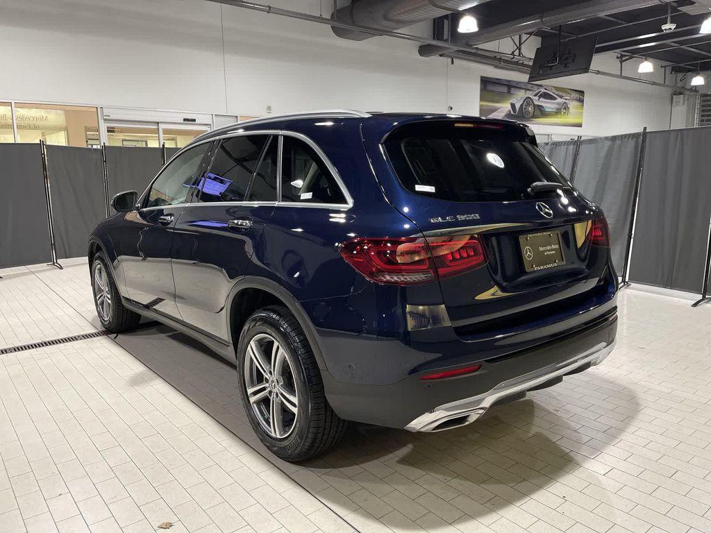 used 2022 Mercedes-Benz GLC 300 car, priced at $32,913