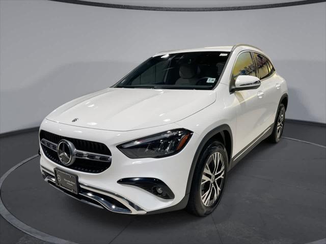 used 2025 Mercedes-Benz GLA 250 car, priced at $37,998