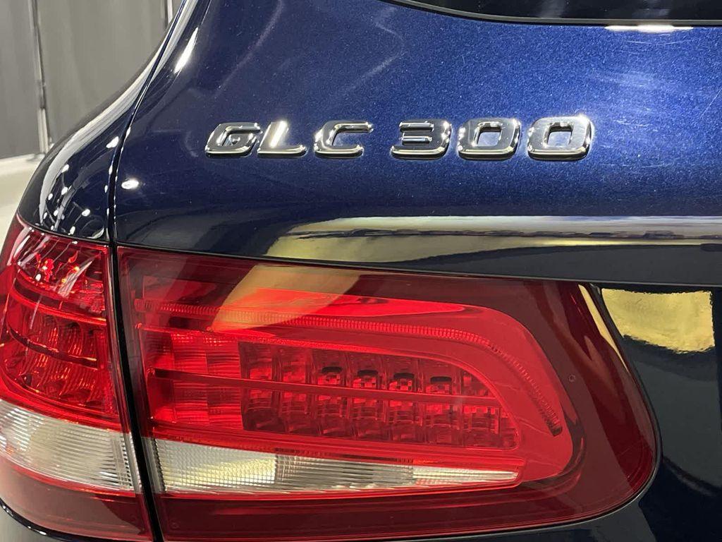 used 2019 Mercedes-Benz GLC 300 car, priced at $24,518