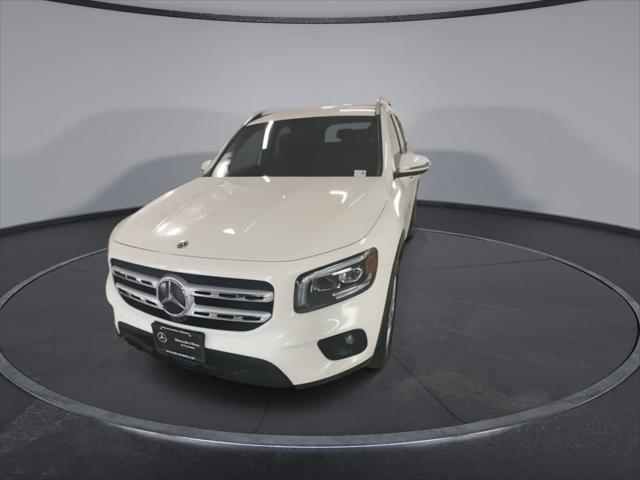 used 2020 Mercedes-Benz GLB 250 car, priced at $25,824