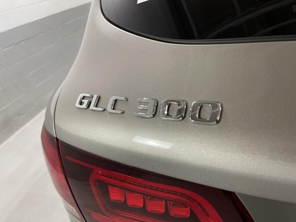 used 2021 Mercedes-Benz GLC 300 car, priced at $33,344