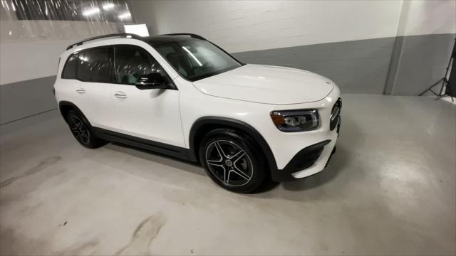 used 2021 Mercedes-Benz GLB 250 car, priced at $34,060