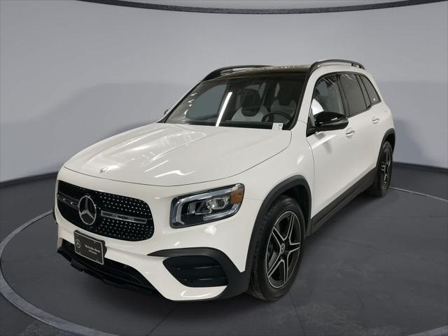 used 2021 Mercedes-Benz GLB 250 car, priced at $34,060