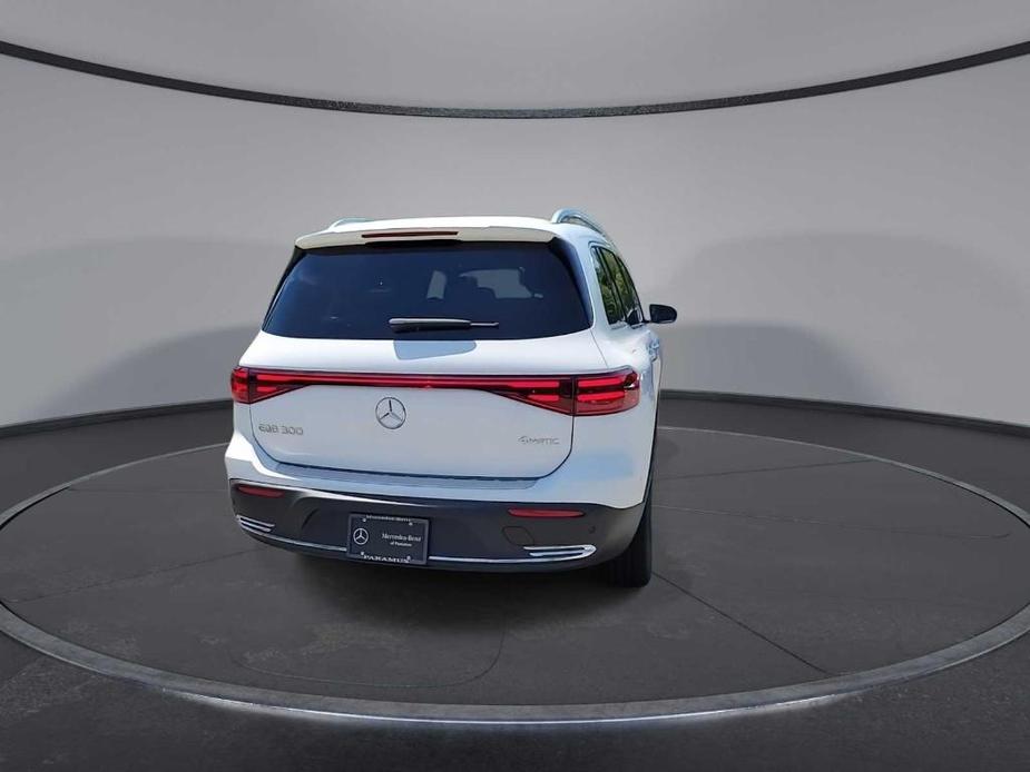 new 2024 Mercedes-Benz EQB 300 car, priced at $64,210