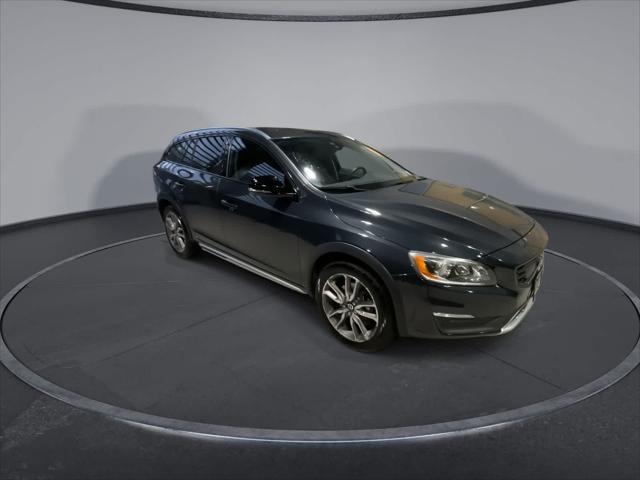 used 2015 Volvo V60 Cross Country car, priced at $11,994