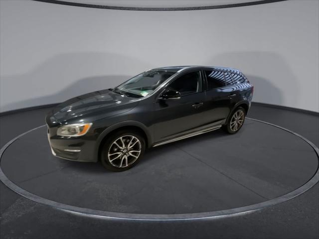 used 2015 Volvo V60 Cross Country car, priced at $11,994