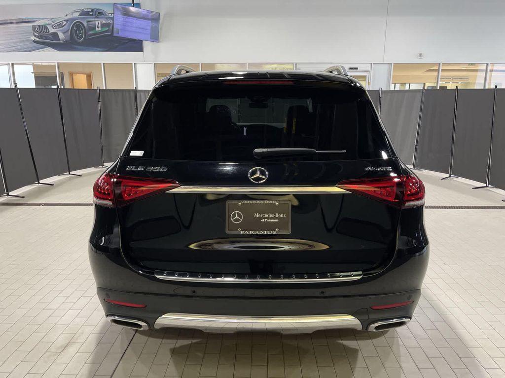 used 2022 Mercedes-Benz GLE 350 car, priced at $40,212