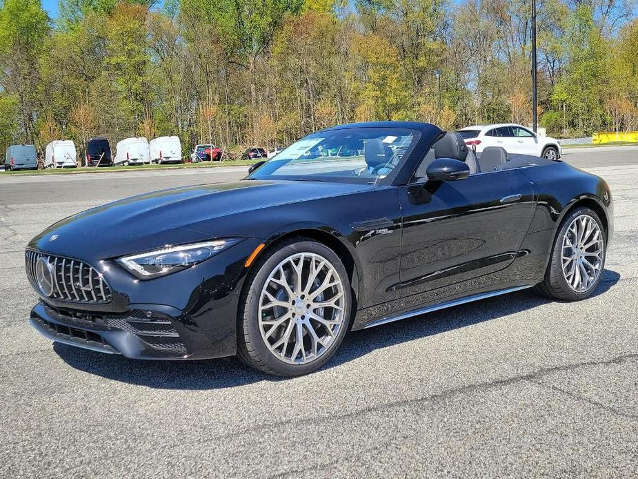 new 2024 Mercedes-Benz AMG SL 43 car, priced at $118,515
