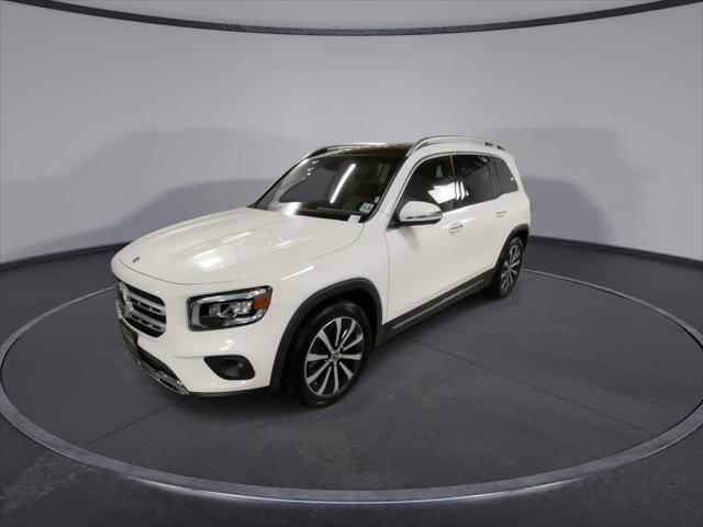 used 2021 Mercedes-Benz GLB 250 car, priced at $28,592