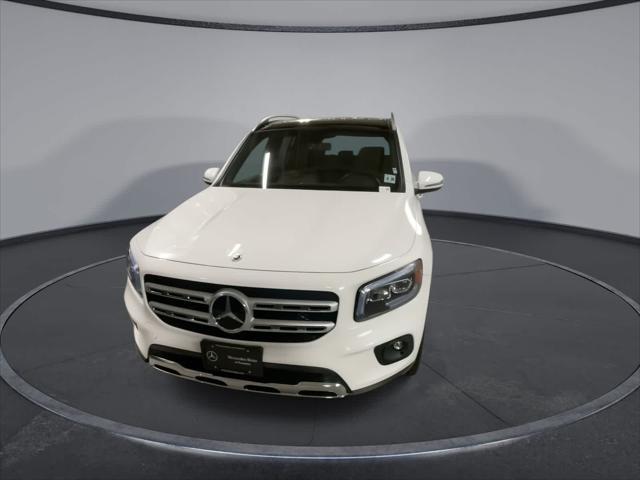 used 2021 Mercedes-Benz GLB 250 car, priced at $28,592