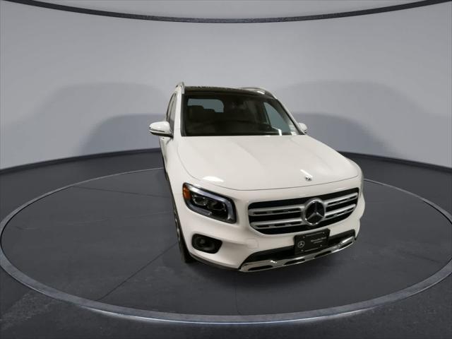 used 2021 Mercedes-Benz GLB 250 car, priced at $28,592