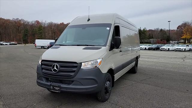 new 2024 Mercedes-Benz Sprinter 4500 car, priced at $75,886