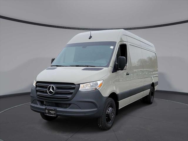 new 2024 Mercedes-Benz Sprinter 4500 car, priced at $75,886