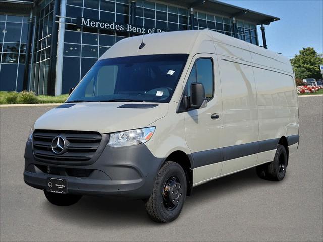 new 2024 Mercedes-Benz Sprinter 4500 car, priced at $71,225