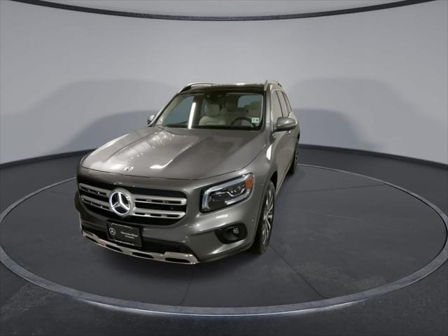 used 2021 Mercedes-Benz GLB 250 car, priced at $30,998