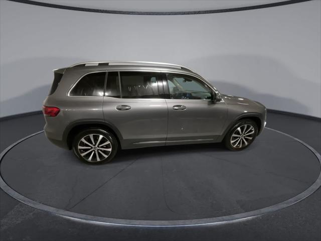 used 2021 Mercedes-Benz GLB 250 car, priced at $30,998