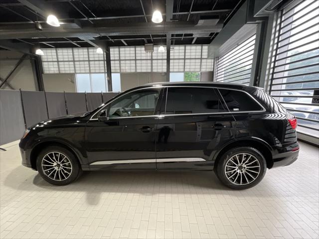 used 2025 Audi Q7 car, priced at $55,994