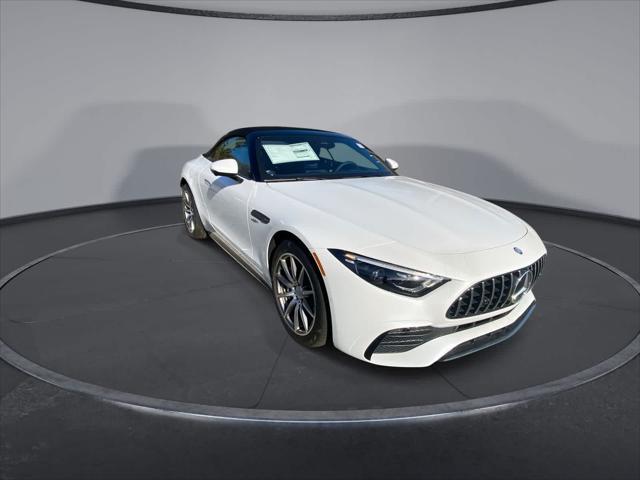 new 2024 Mercedes-Benz AMG SL 43 car, priced at $113,415