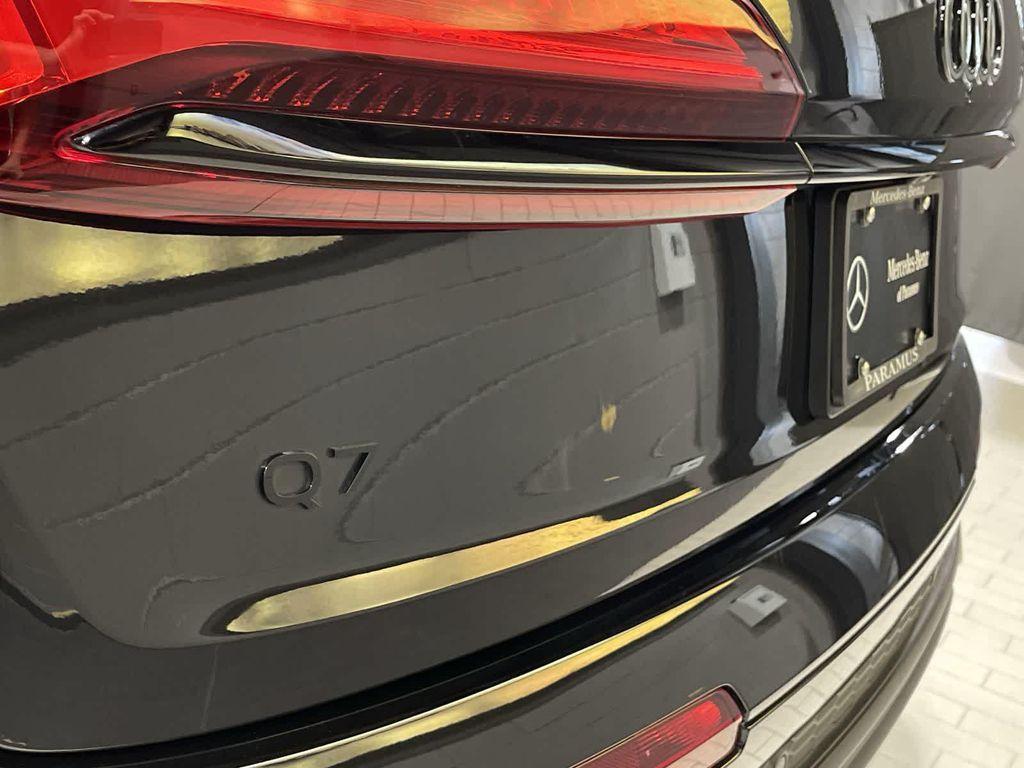 used 2025 Audi Q7 car, priced at $60,954