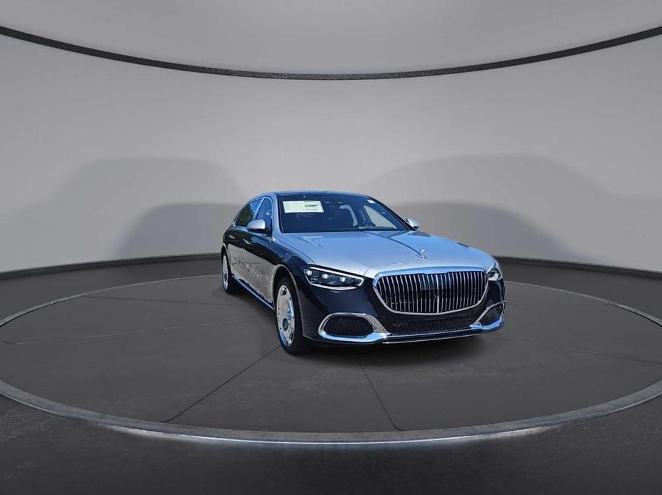 new 2024 Mercedes-Benz Maybach S 580 car, priced at $215,250