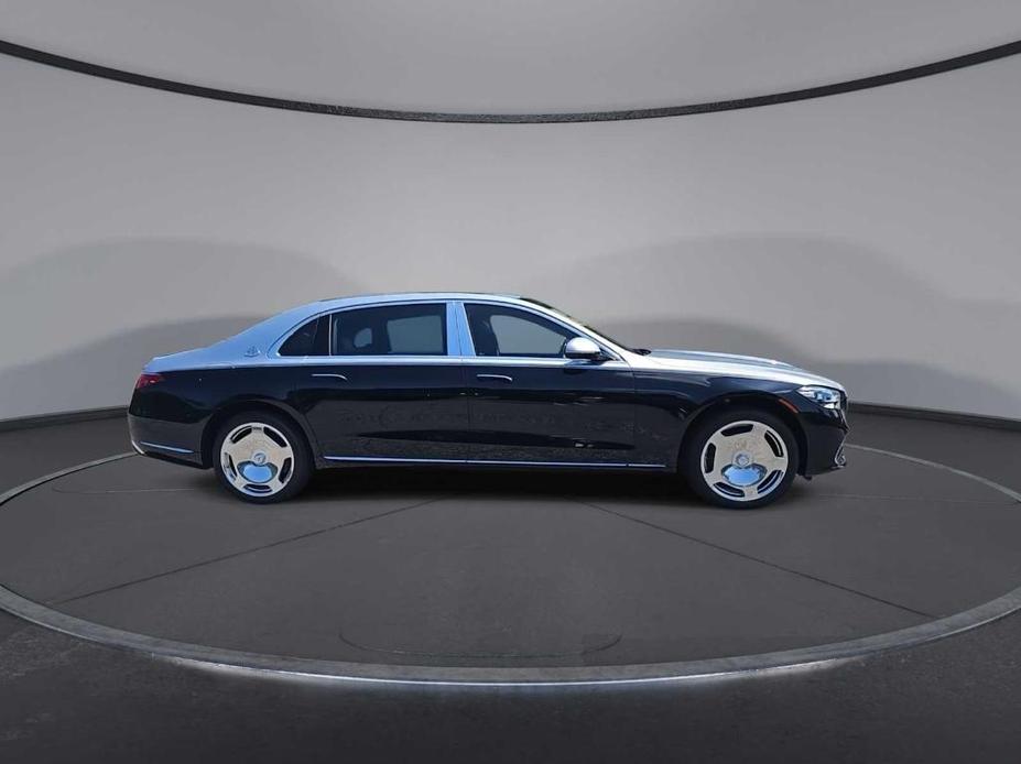 new 2024 Mercedes-Benz Maybach S 580 car, priced at $215,250