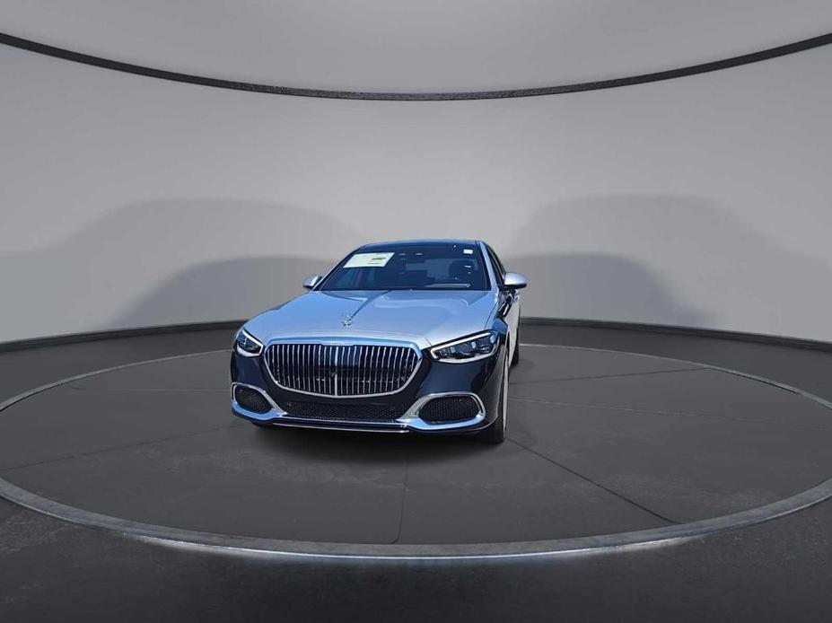 new 2024 Mercedes-Benz Maybach S 580 car, priced at $215,250