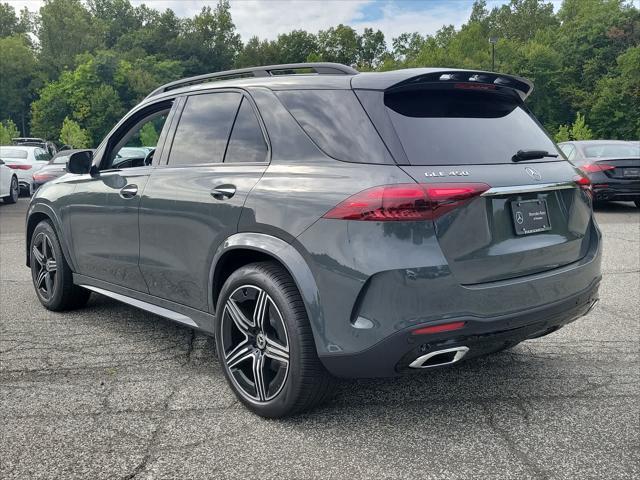 new 2025 Mercedes-Benz GLE 450 car, priced at $89,985